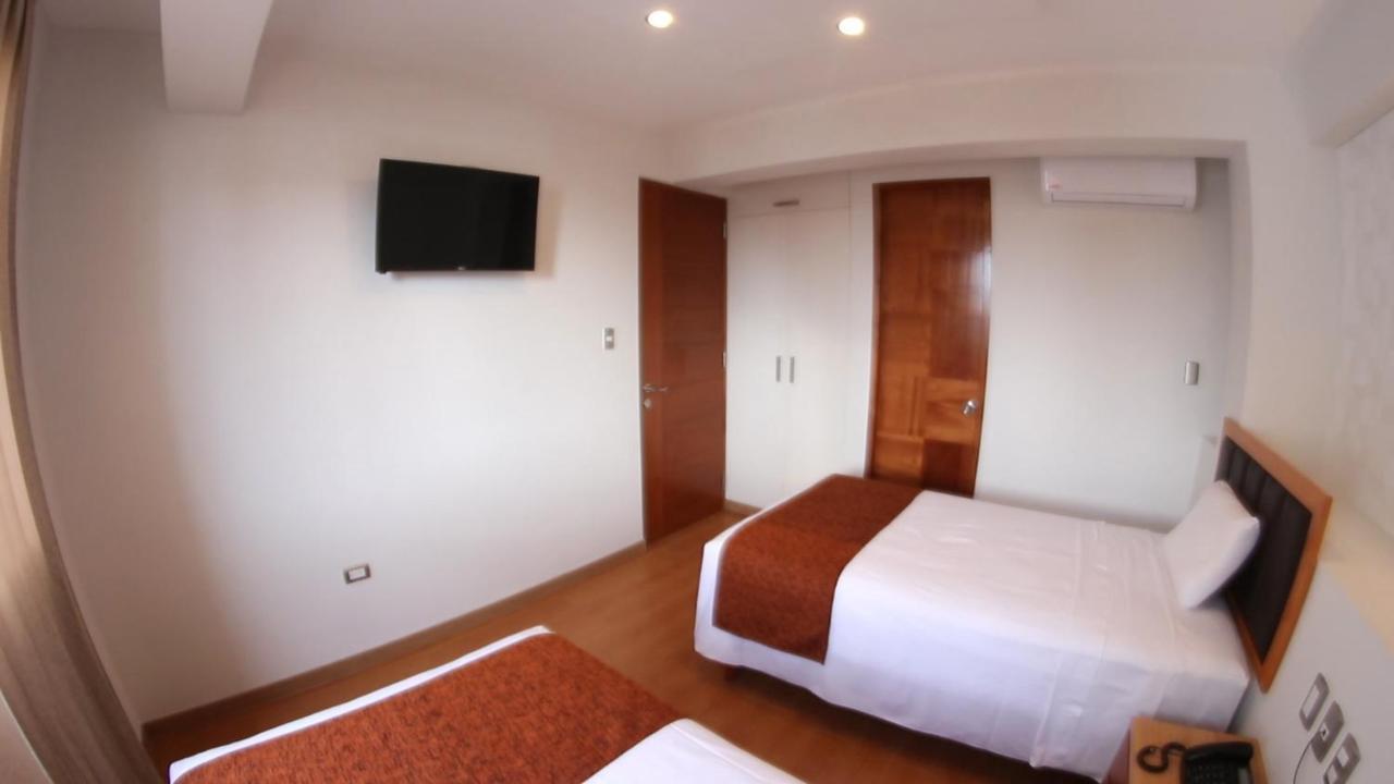 Hotel Ottavis 齐克拉约 外观 照片
